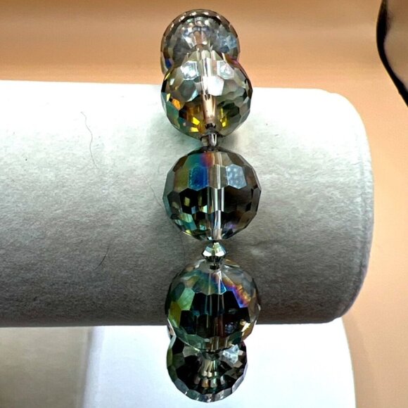 Vintage Aurora Borealis Crystal Beaded Bracelet.   B51 - Picture 2 of 10